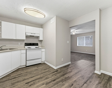 3529 Glenwood Road - Photo Thumbnail 9