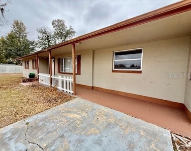 4 Sunshine Boulevard - Photo Thumbnail 1