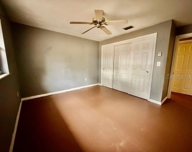 4 Sunshine Boulevard - Photo Thumbnail 19