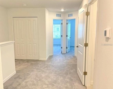 10171 Trumpet Honeysuckle Way - Photo Thumbnail 2