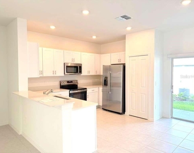 10171 Trumpet Honeysuckle Way - Photo Thumbnail 1