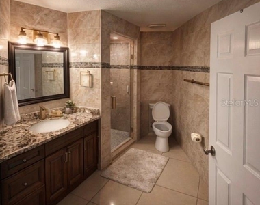1305 E Louise Avenue - Photo Thumbnail 3