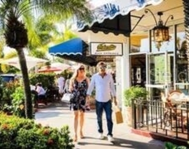 722 S Blvd Of The Presidents - Photo Thumbnail 13