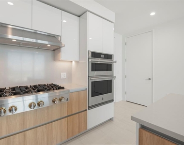 400 Central Avenue - Photo Thumbnail 7