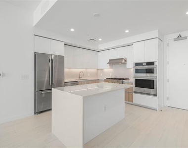 400 Central Avenue - Photo Thumbnail 3