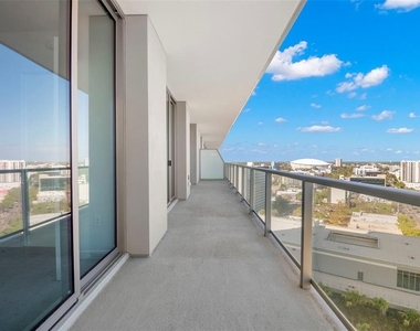 400 Central Avenue - Photo Thumbnail 15
