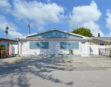 156 146th Avenue E - Photo Thumbnail 2