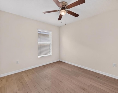 10231 Opaline Sky Court - Photo Thumbnail 28