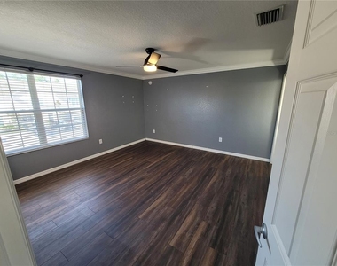 27542 Desert Willow Way - Photo Thumbnail 14
