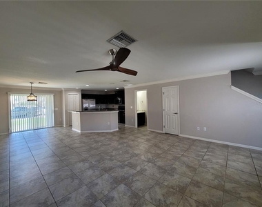 27542 Desert Willow Way - Photo Thumbnail 4