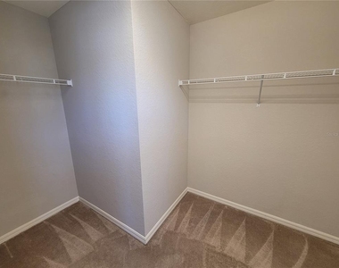 27542 Desert Willow Way - Photo Thumbnail 16