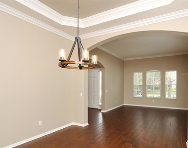 13714 Artesa Bell Drive - Photo Thumbnail 10