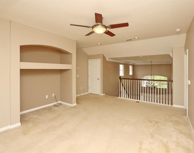 13714 Artesa Bell Drive - Photo Thumbnail 17