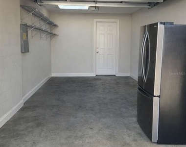6115 N Albany Avenue - Photo Thumbnail 16