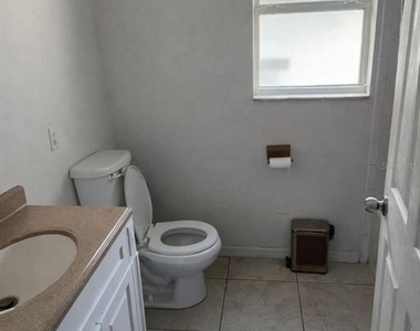 6115 N Albany Avenue - Photo Thumbnail 8