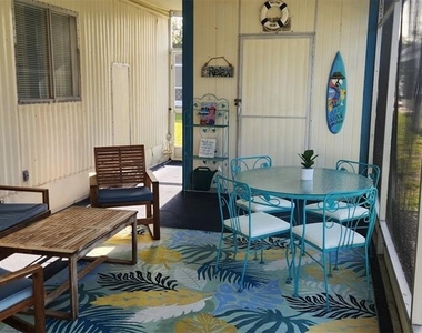 373 Majesty Drive - Photo Thumbnail 16