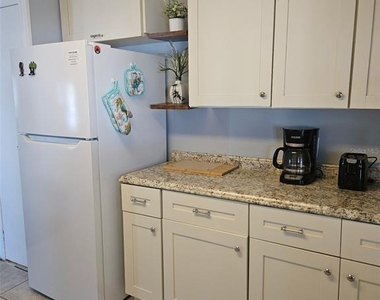 373 Majesty Drive - Photo Thumbnail 5