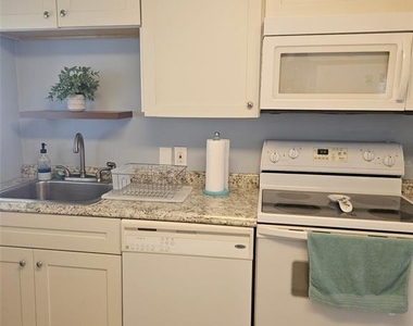 373 Majesty Drive - Photo Thumbnail 4