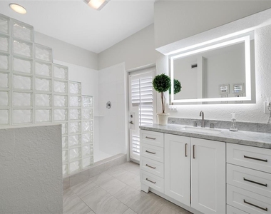 540 59th Avenue - Photo Thumbnail 27