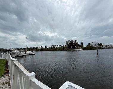 4823 Ebbtide Lane - Photo Thumbnail 40