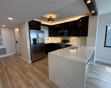 4823 Ebbtide Lane - Photo Thumbnail 9