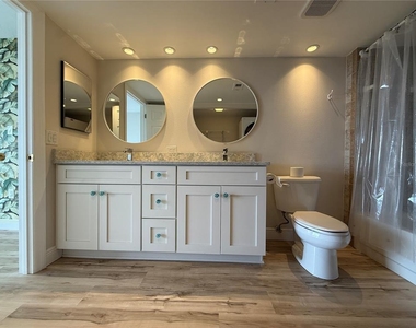 4823 Ebbtide Lane - Photo Thumbnail 17