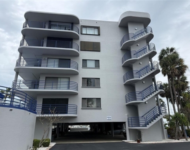 4823 Ebbtide Lane - Photo Thumbnail 30