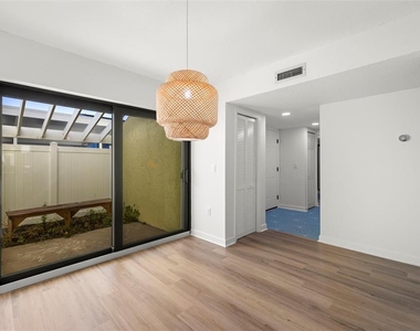 1 Windrush Boulevard - Photo Thumbnail 12