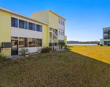 1 Windrush Boulevard - Photo Thumbnail 38