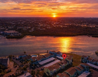 1 Windrush Boulevard - Photo Thumbnail 45