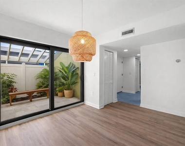 1 Windrush Boulevard - Photo Thumbnail 11
