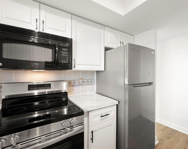 1 Windrush Boulevard - Photo Thumbnail 18