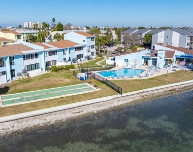 1 Windrush Boulevard - Photo Thumbnail 53