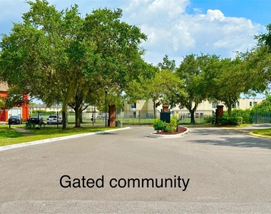10534 White Lake Court - Photo Thumbnail 25