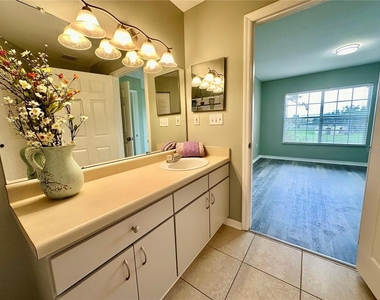 10534 White Lake Court - Photo Thumbnail 10