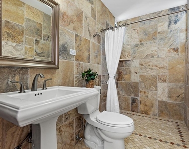 860 Ashford Ave - Photo Thumbnail 18