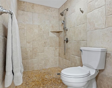 860 Ashford Ave - Photo Thumbnail 26