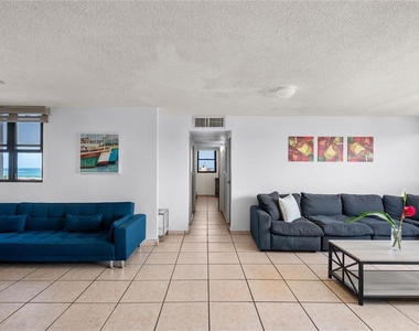 2306 Laurel - Photo Thumbnail 2