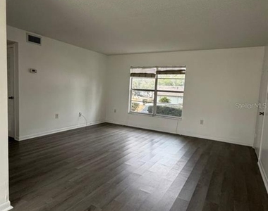 2419 Se 16th Avenue - Photo Thumbnail 23