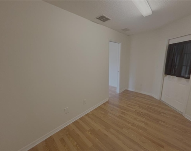 11435 Sw 140th Avenue - Photo Thumbnail 20