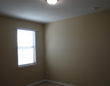 13231 Overstreet Road - Photo Thumbnail 11