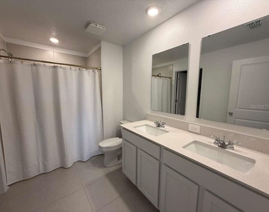 2359 Pocky Way - Photo Thumbnail 11