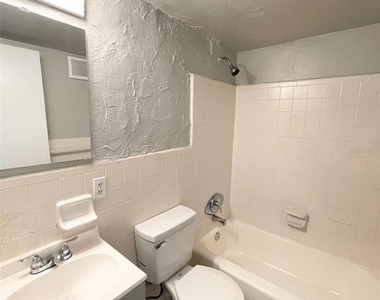 1341 West Point Drive - Photo Thumbnail 9