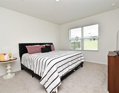 440 Baroness Way - Photo Thumbnail 27