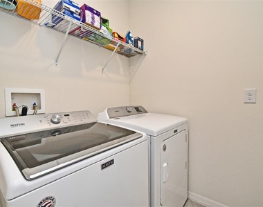 440 Baroness Way - Photo Thumbnail 24