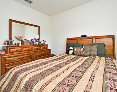 440 Baroness Way - Photo Thumbnail 19
