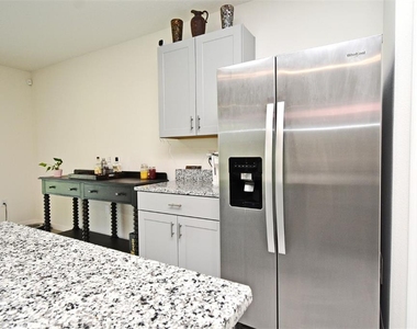 440 Baroness Way - Photo Thumbnail 16