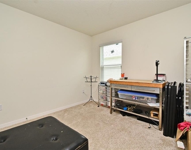 440 Baroness Way - Photo Thumbnail 22
