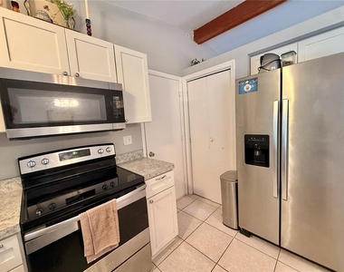 12258 Foothill Street - Photo Thumbnail 14