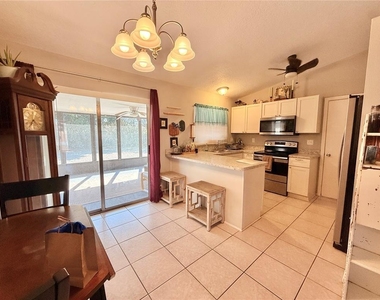 12258 Foothill Street - Photo Thumbnail 11